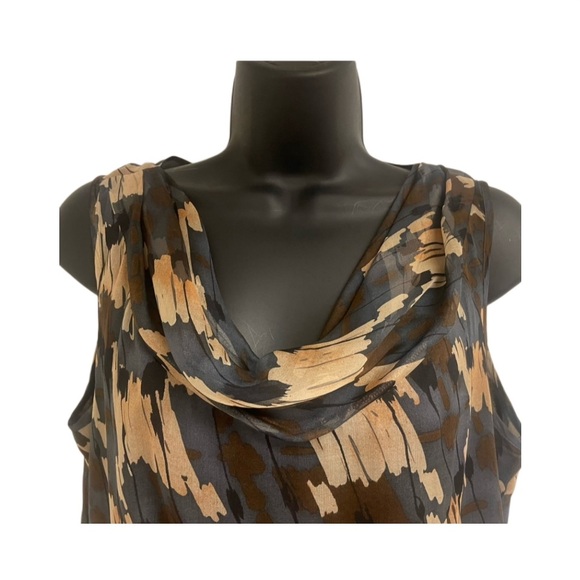 Doncaster Collection Drape Neck Sleeveless Abstract Print Silk Blouse - Picture 4 of 7